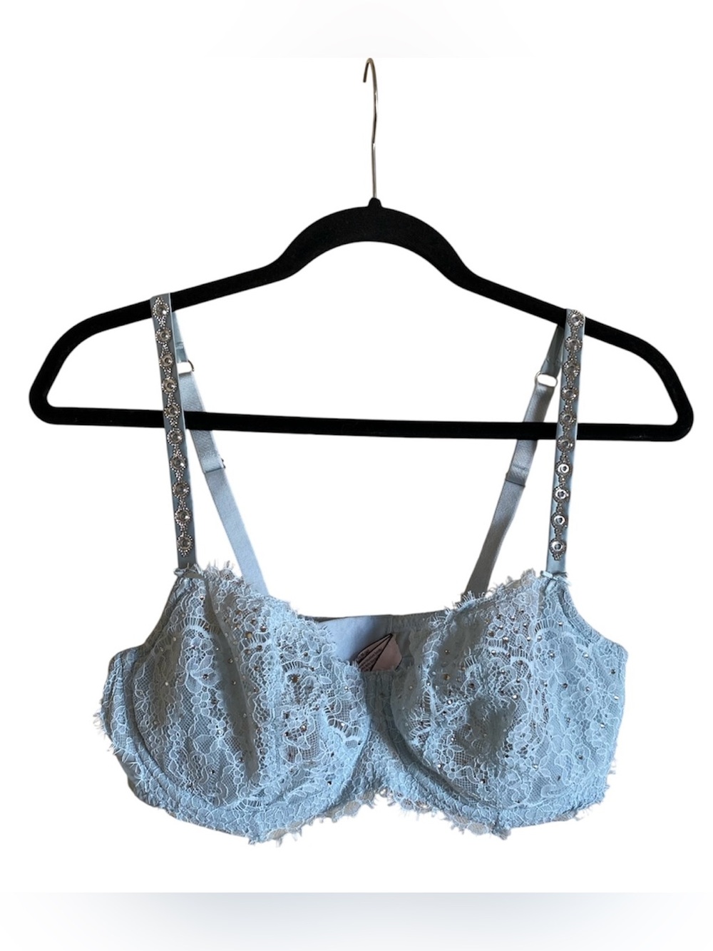 Women’s VICTORIAS SECRET Powder Blue Lace Jeweled Push Up Bra 38D